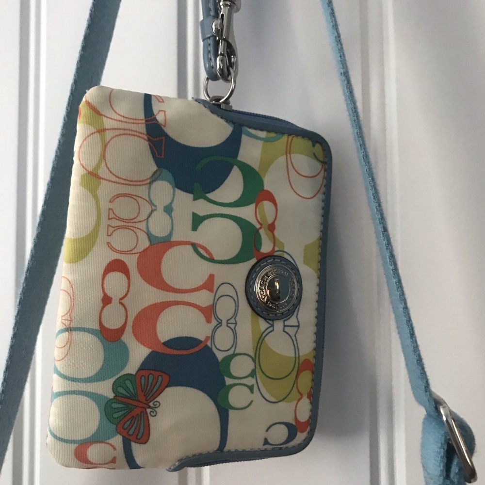 Coach purse and wristlet